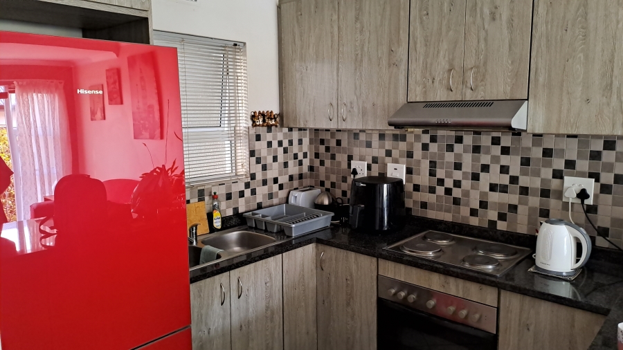 2 Bedroom Property for Sale in Buh Rein Estate Western Cape